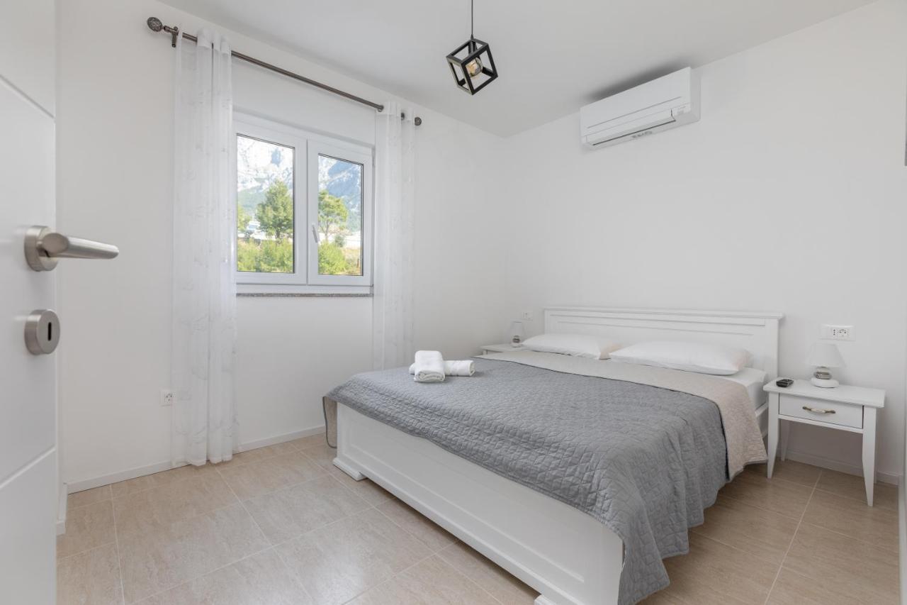 Apartment Oseka Makarska Exteriör bild