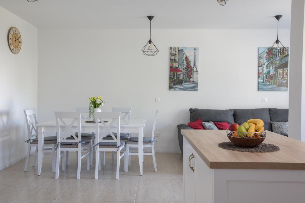 Apartment Oseka Makarska Exteriör bild
